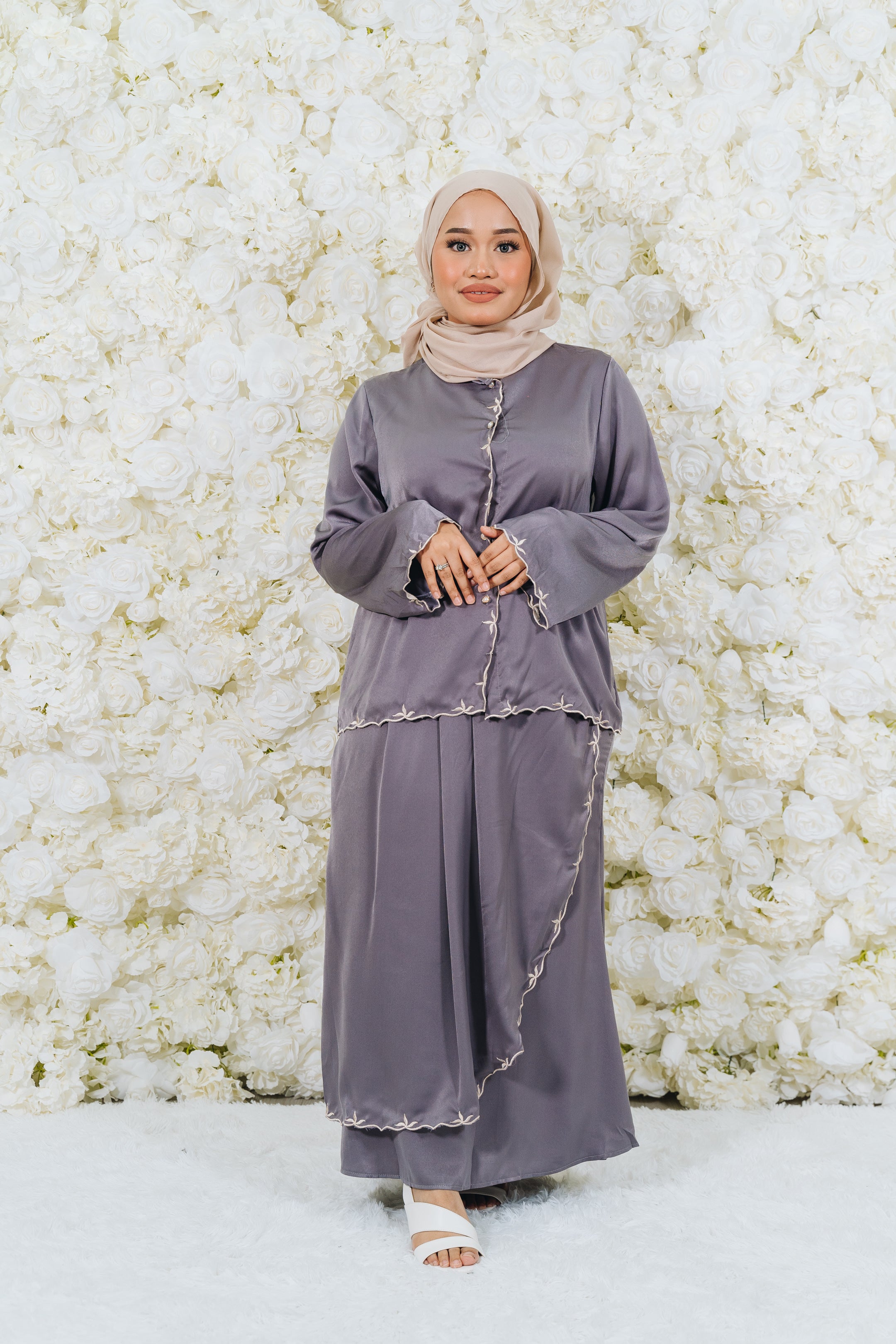 Tilla Leaves Sulam Skirt Set