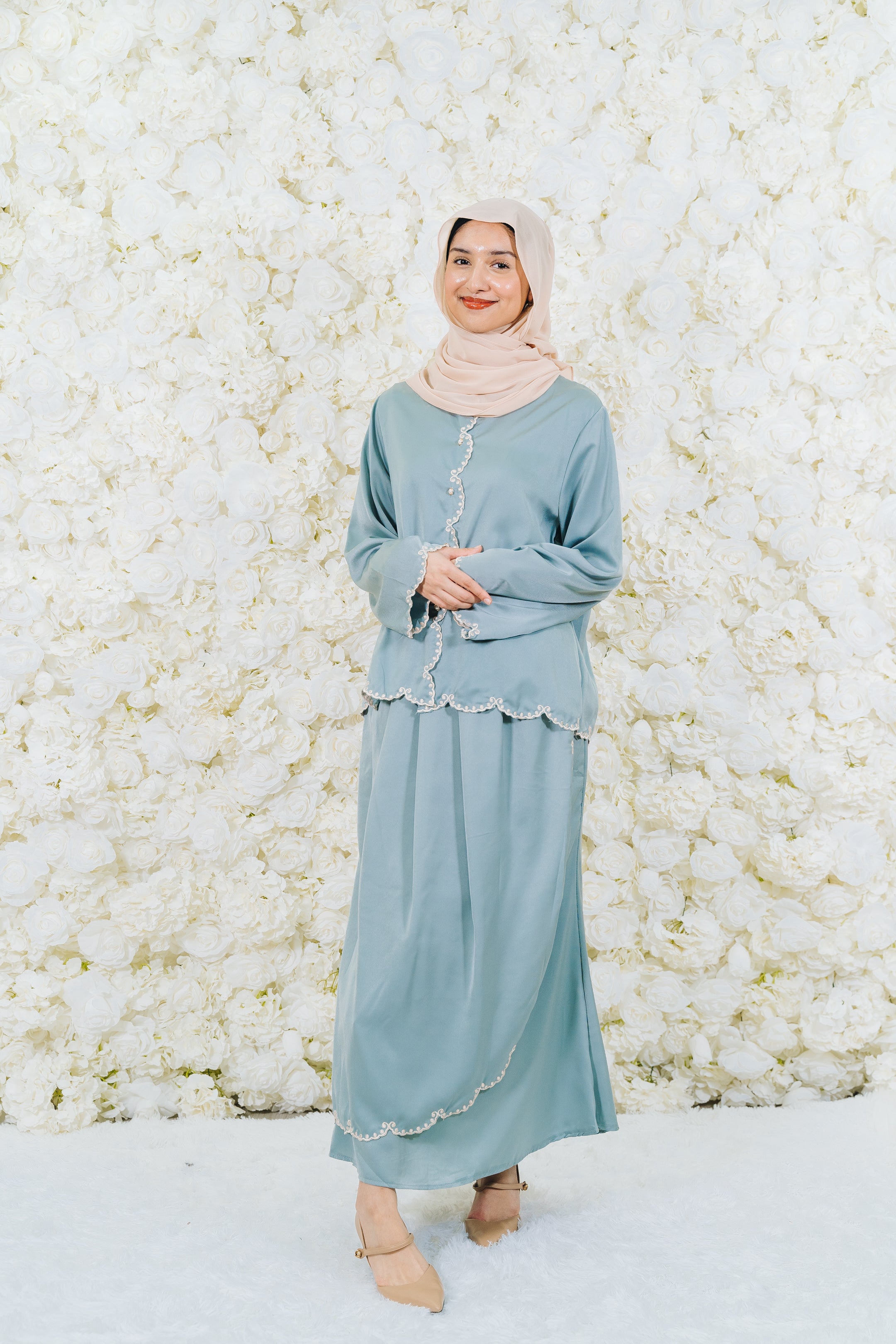 Mira Round Sulam Skirt Set