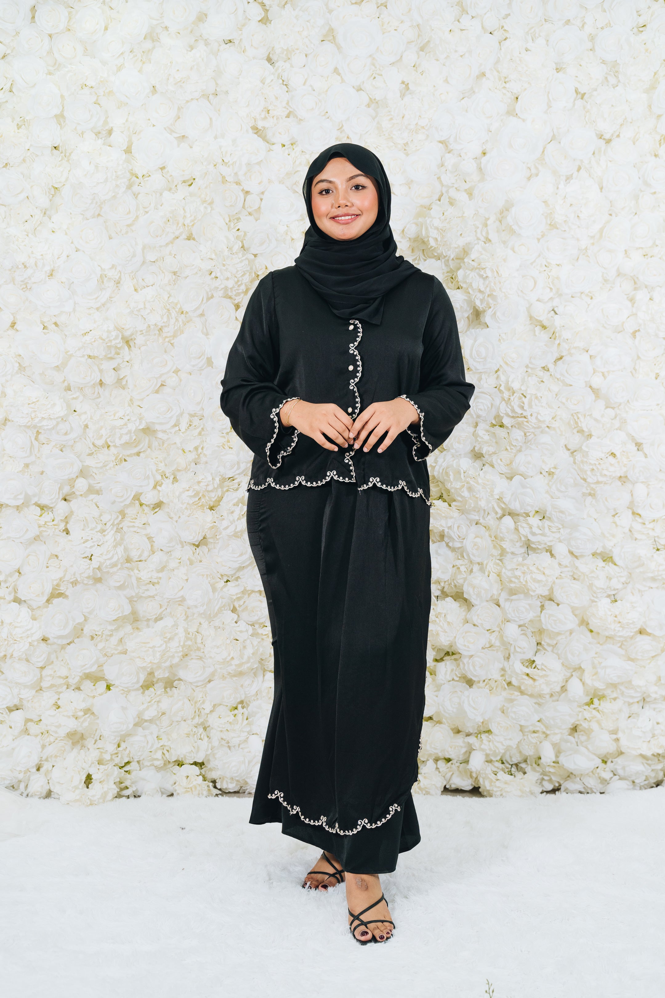 Mira Round Sulam Skirt Set