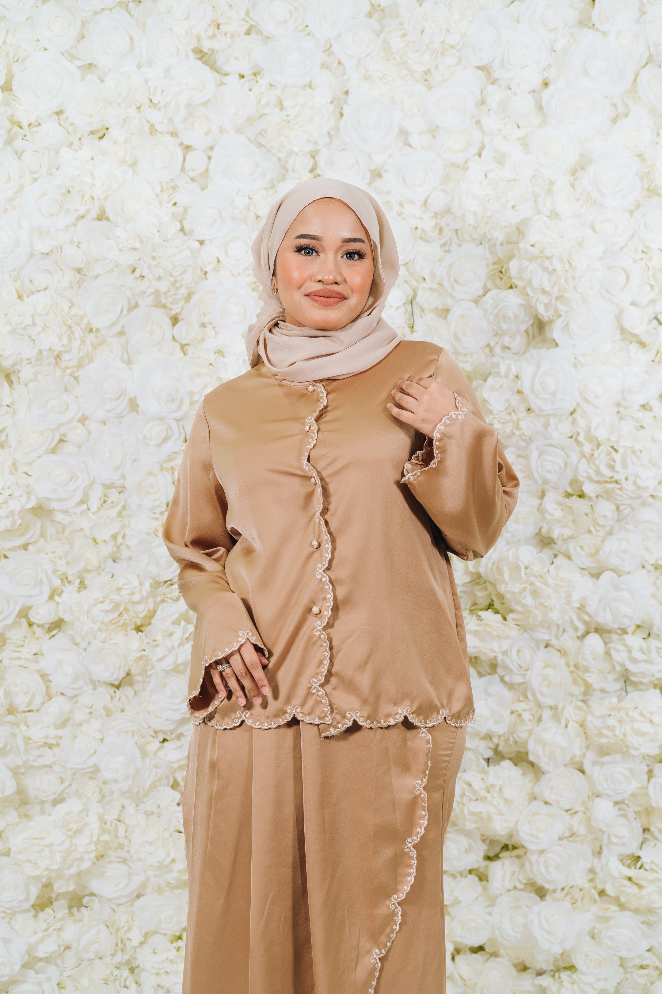 Mira Round Sulam Skirt Set