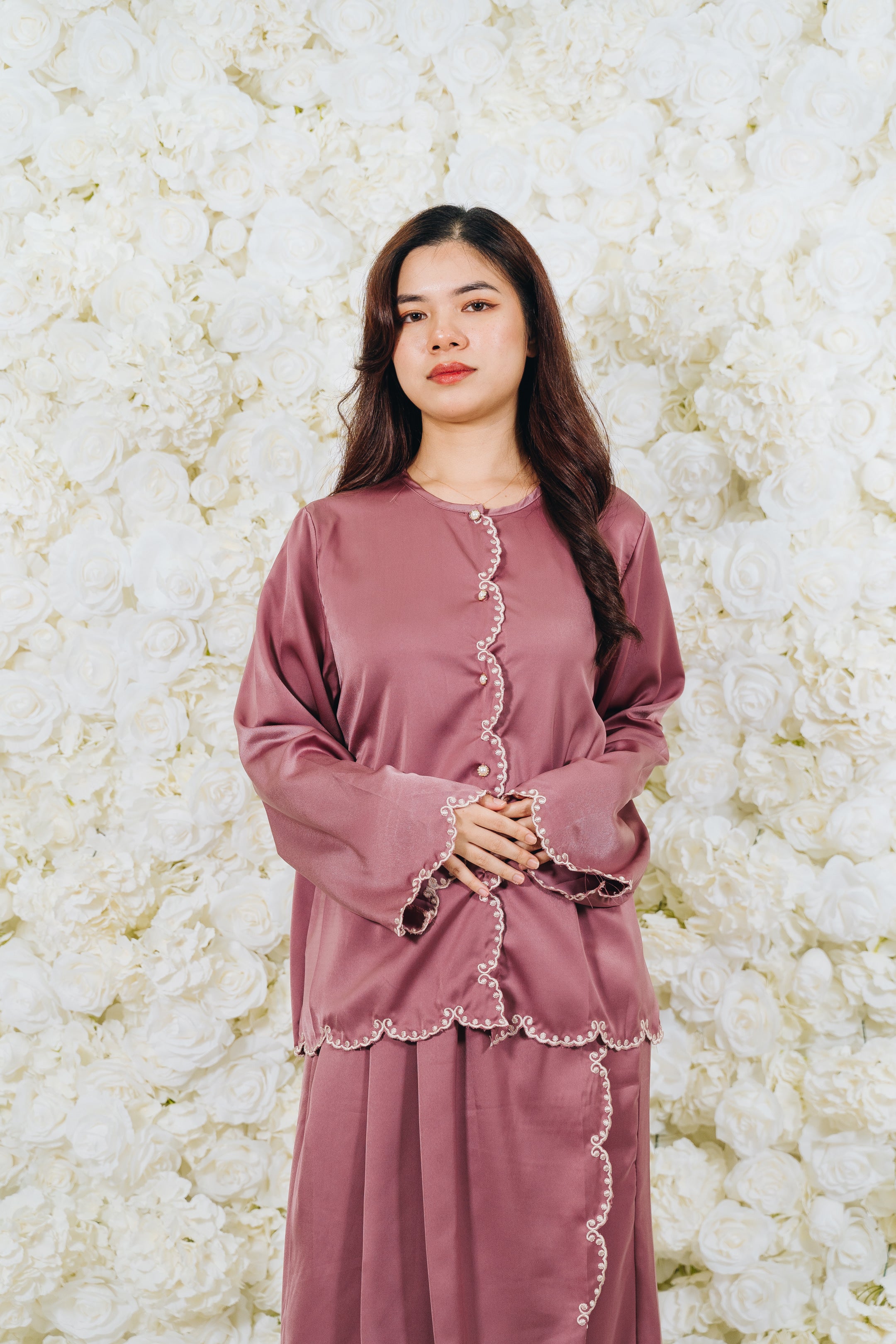 Mira Round Sulam Skirt Set