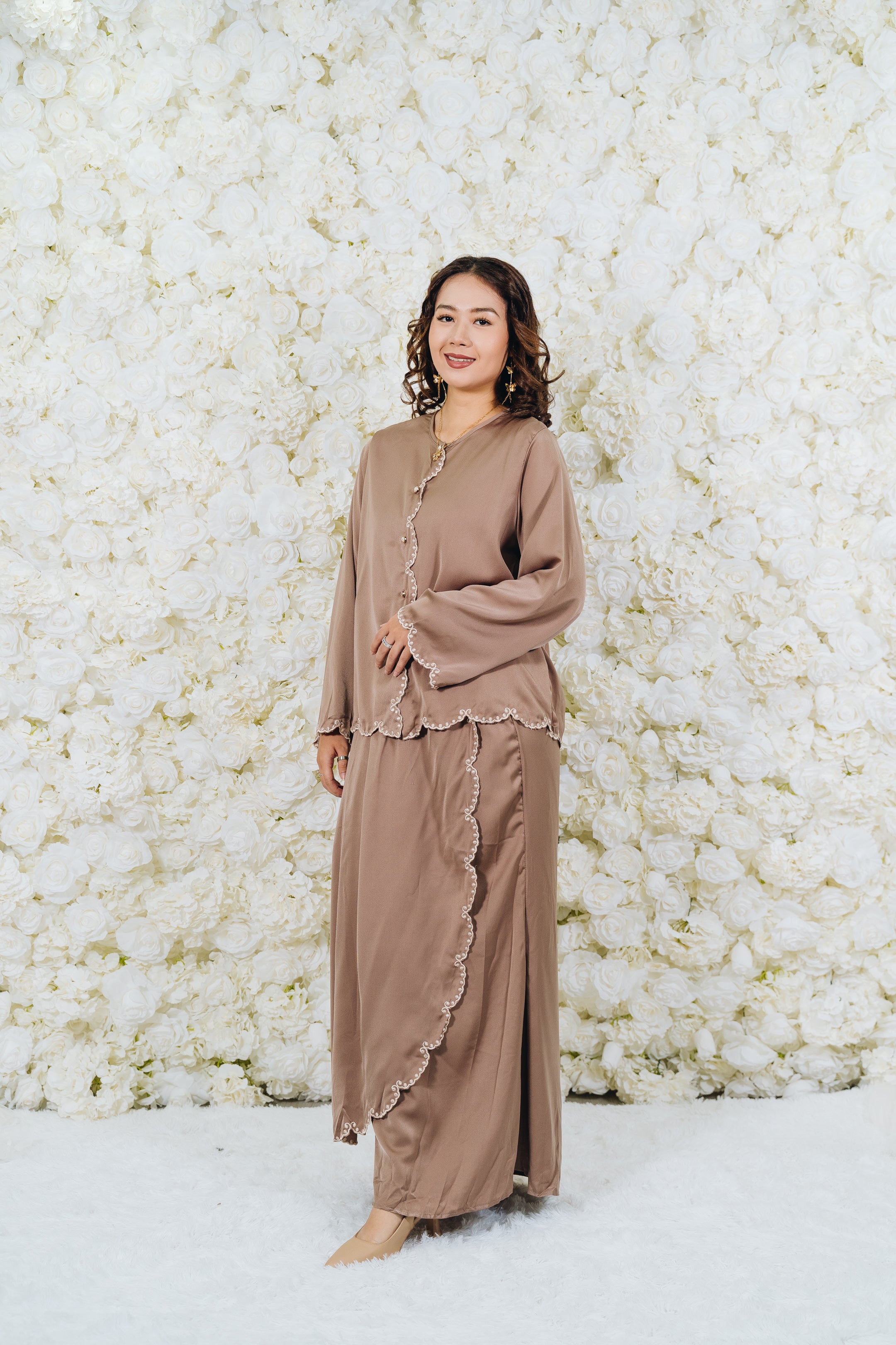 Mira Round Sulam Skirt Set