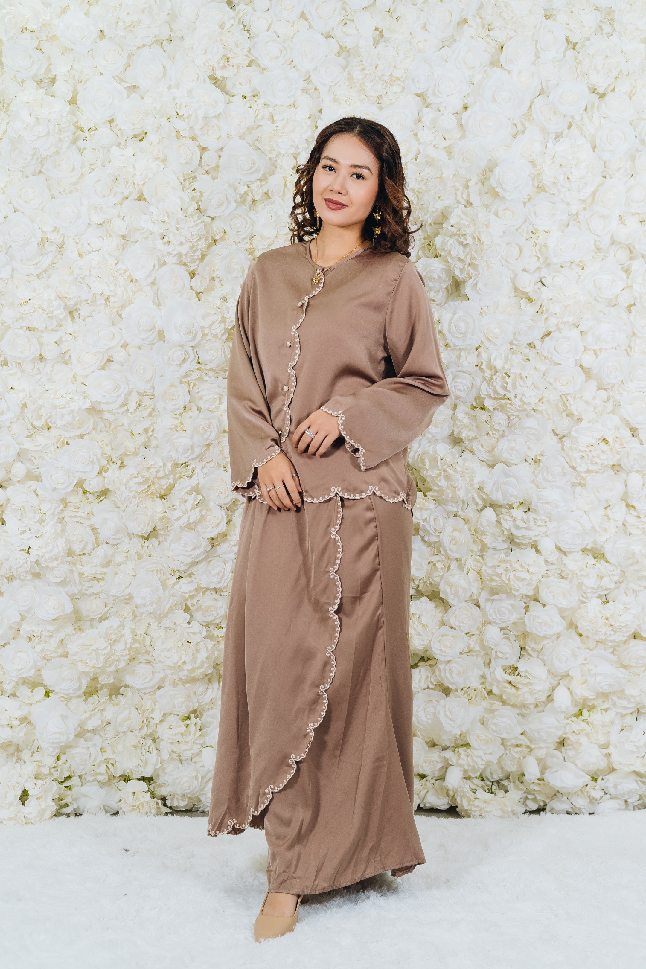 Mira Round Sulam Skirt Set