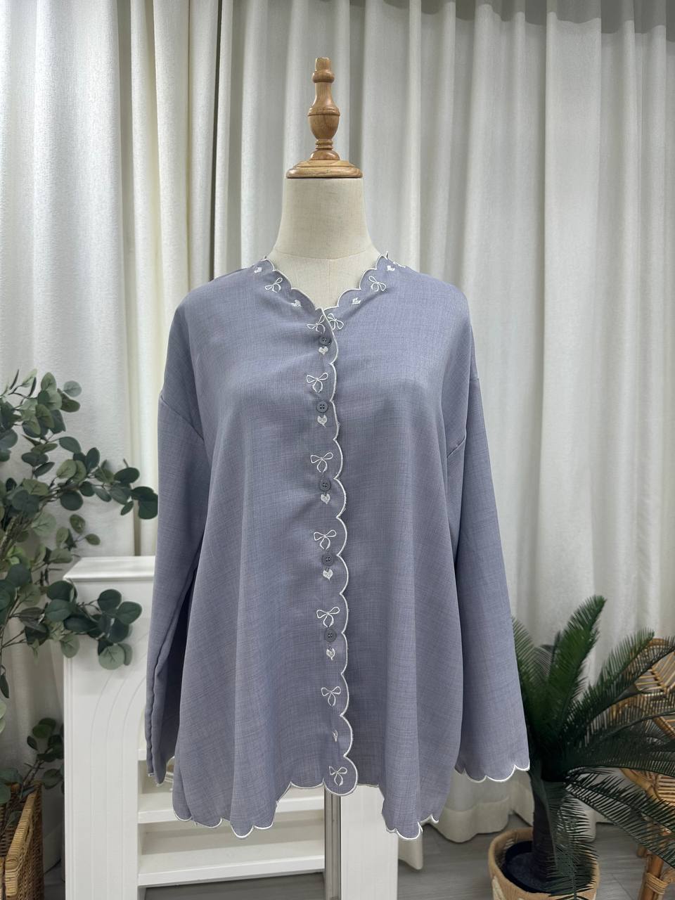 Oversized Scallop Top - Ribbon