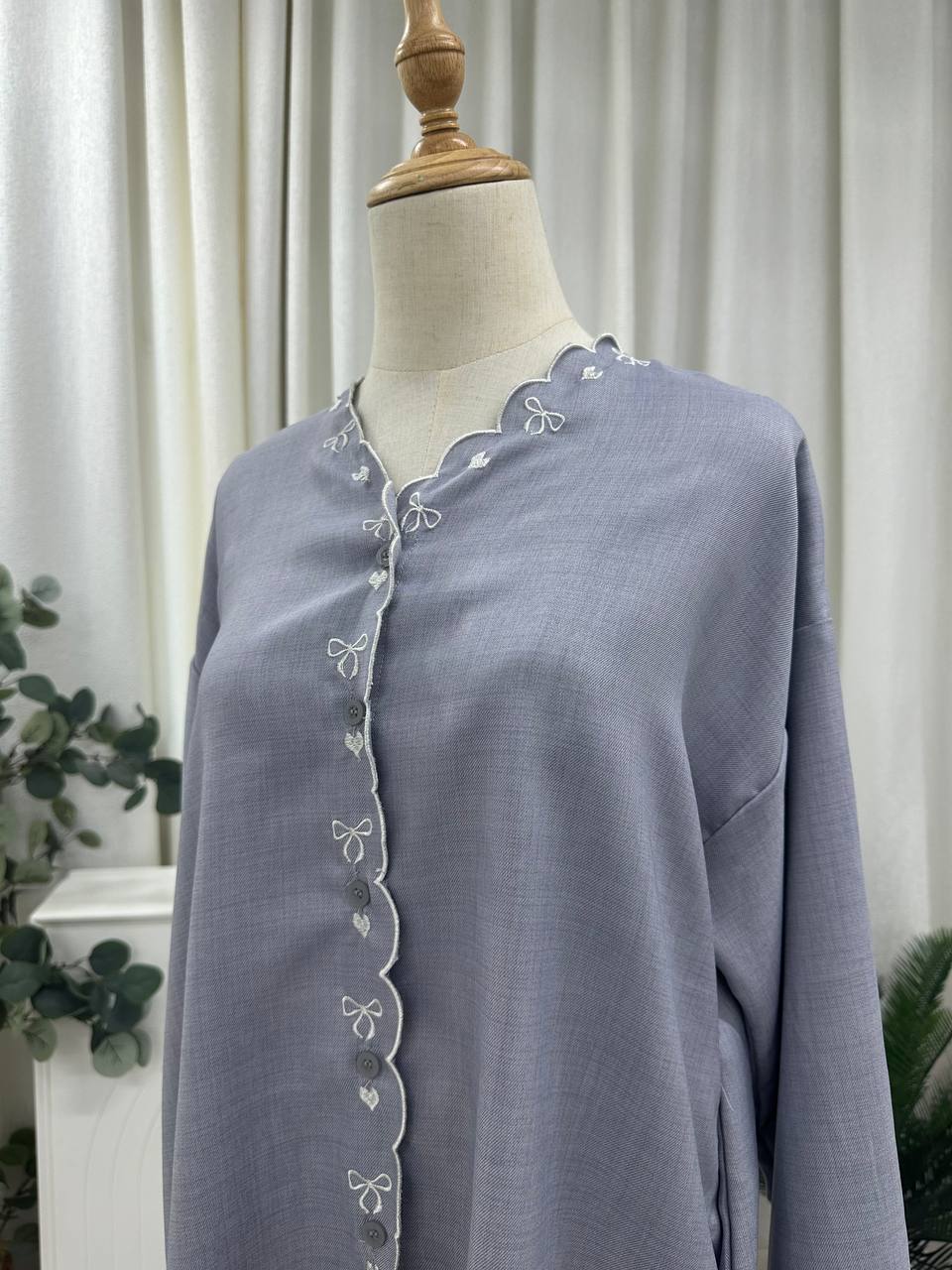 Oversized Scallop Top - Ribbon