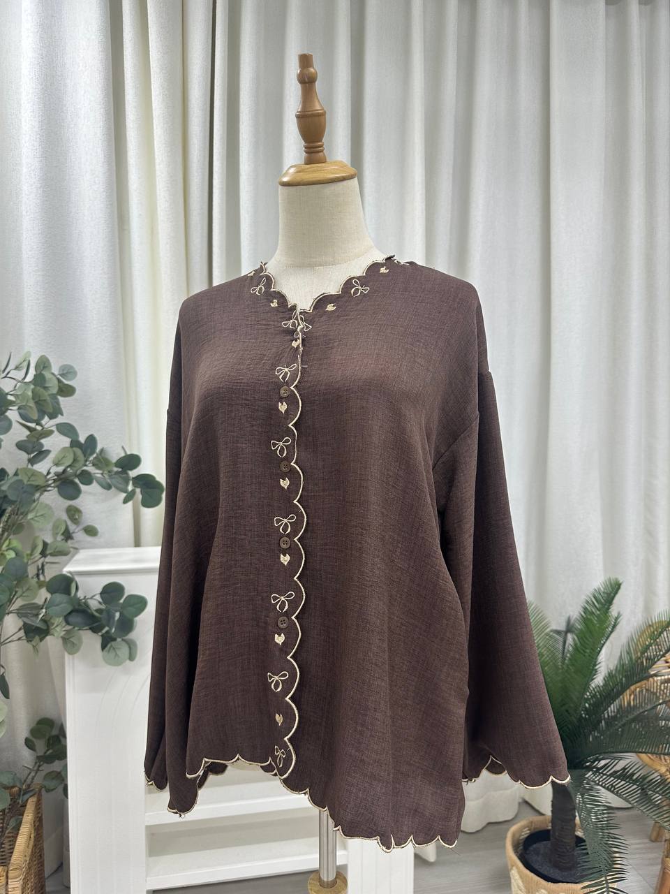 Oversized Scallop Top - Ribbon