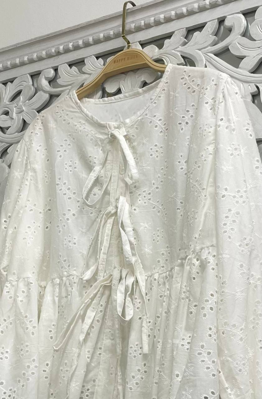 Dahlia Eyelet Ribbon Top - Attached Lining