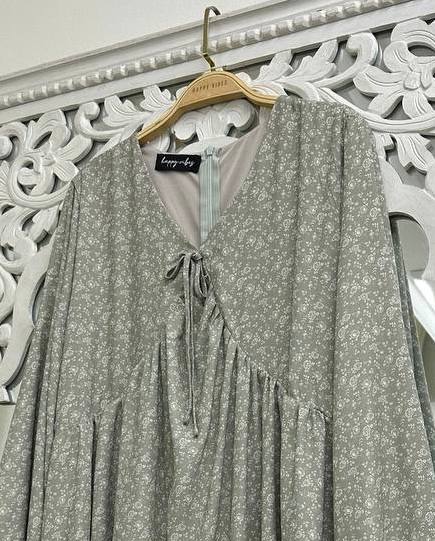 Imprinted Empire Top HV Label