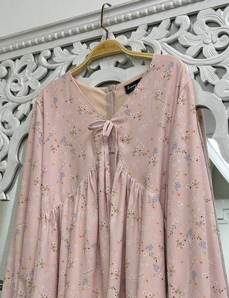 Imprinted Empire Top HV Label