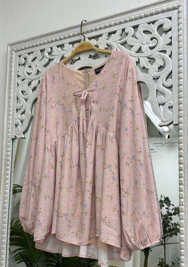 Imprinted Empire Top HV Label