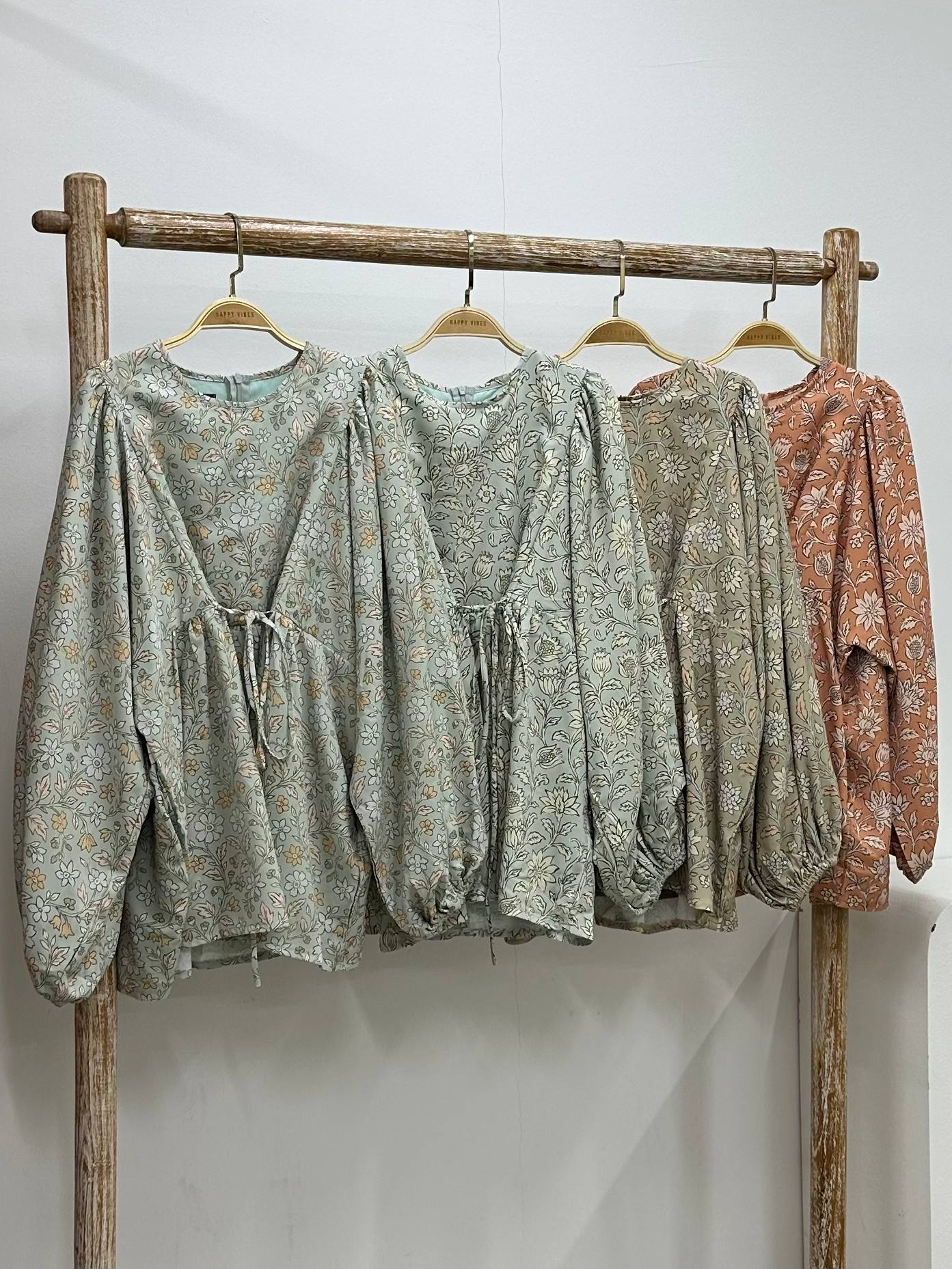 Faye Series - Botanical Heritage HV Label