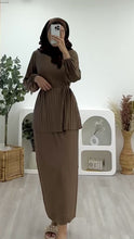 Load and play video in Gallery viewer, Plain Pleated Skirt Set