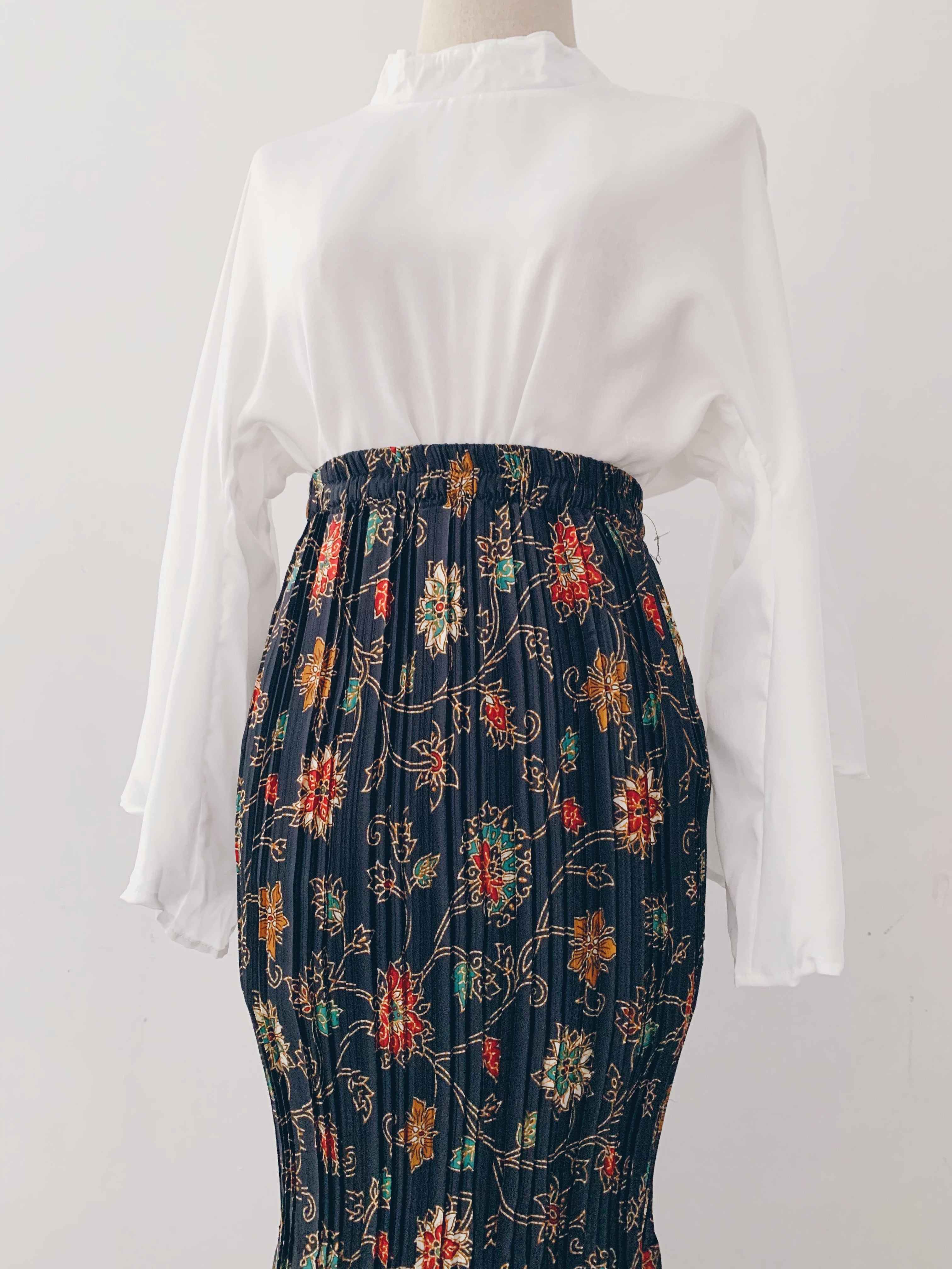 Mermaid Pleated Batik Skirt - Suhaila