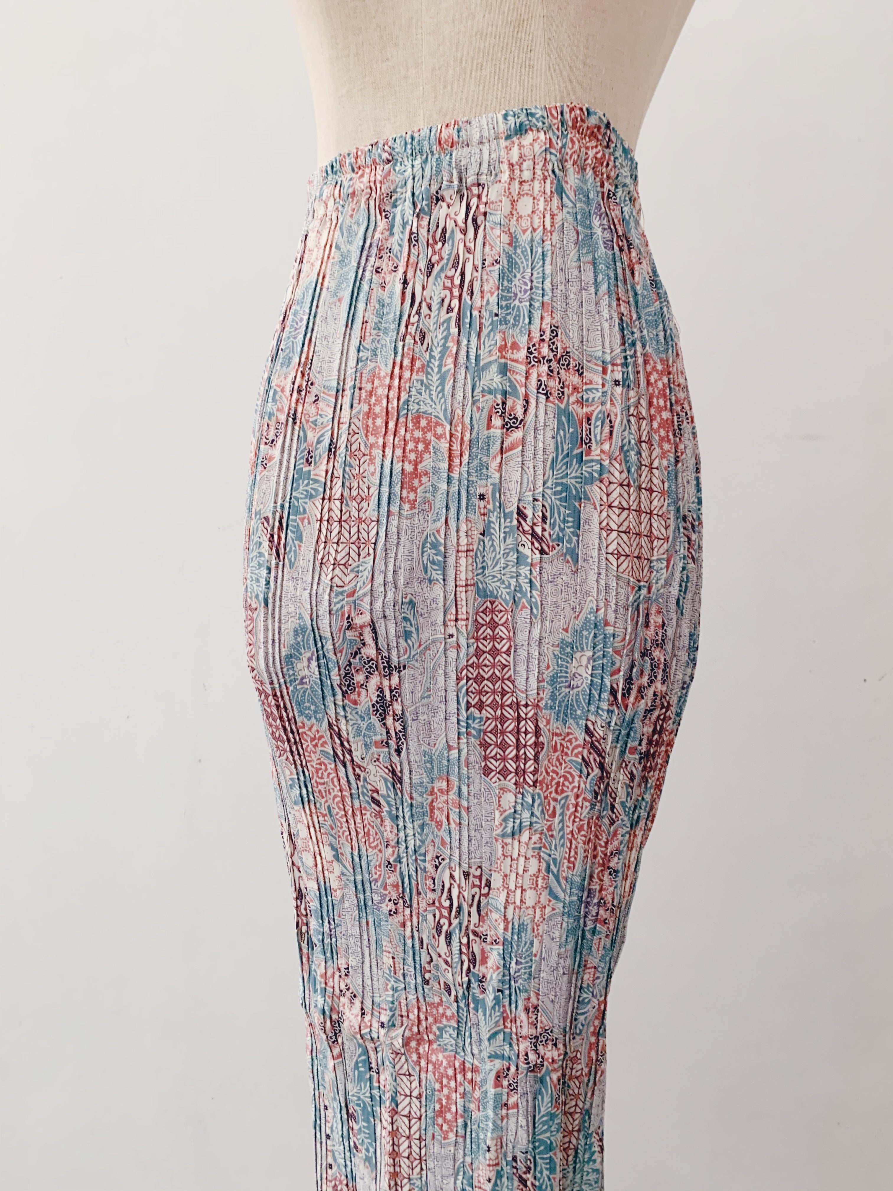 Batik Pleated Skirt - Patelicous