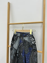 Load image into Gallery viewer, Instant Pario Skirt Regina