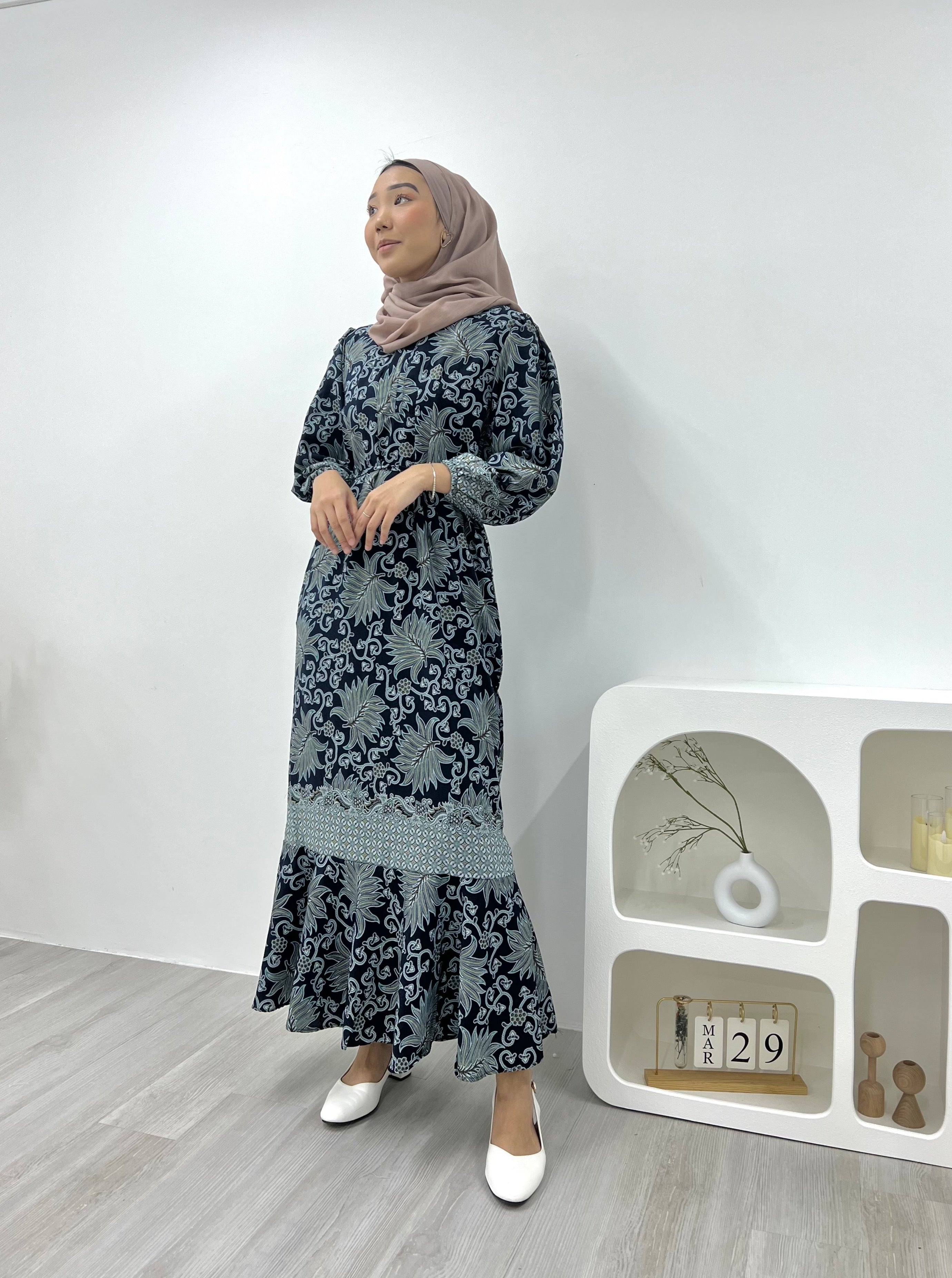 Mermaid Batik Dress - Classic Mono