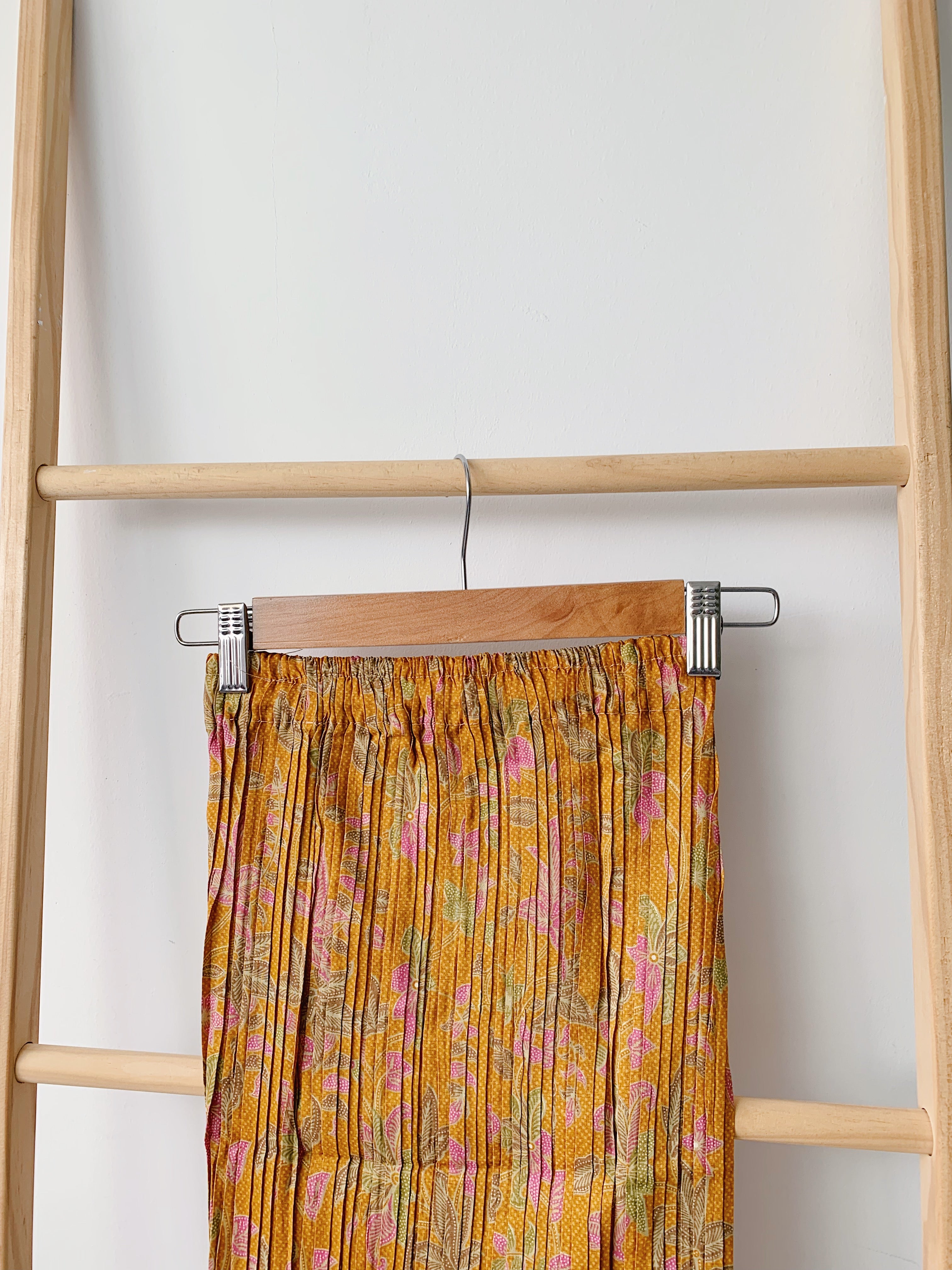 Batik Pleated Skirt - Dosansia