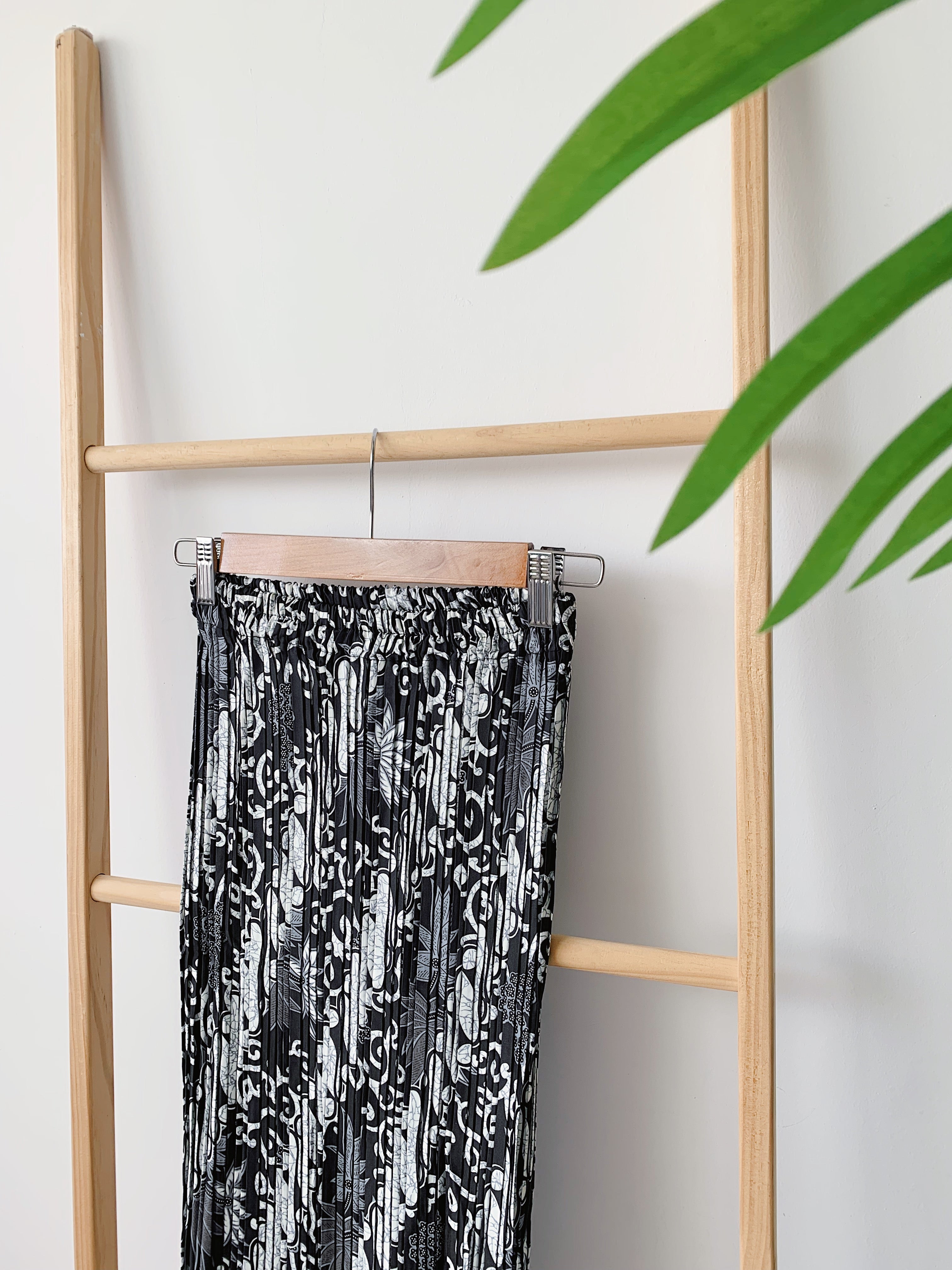 Batik Pleated Skirt - Monochrome