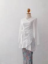 Load image into Gallery viewer, Batik Pleated Skirt - Patelicous