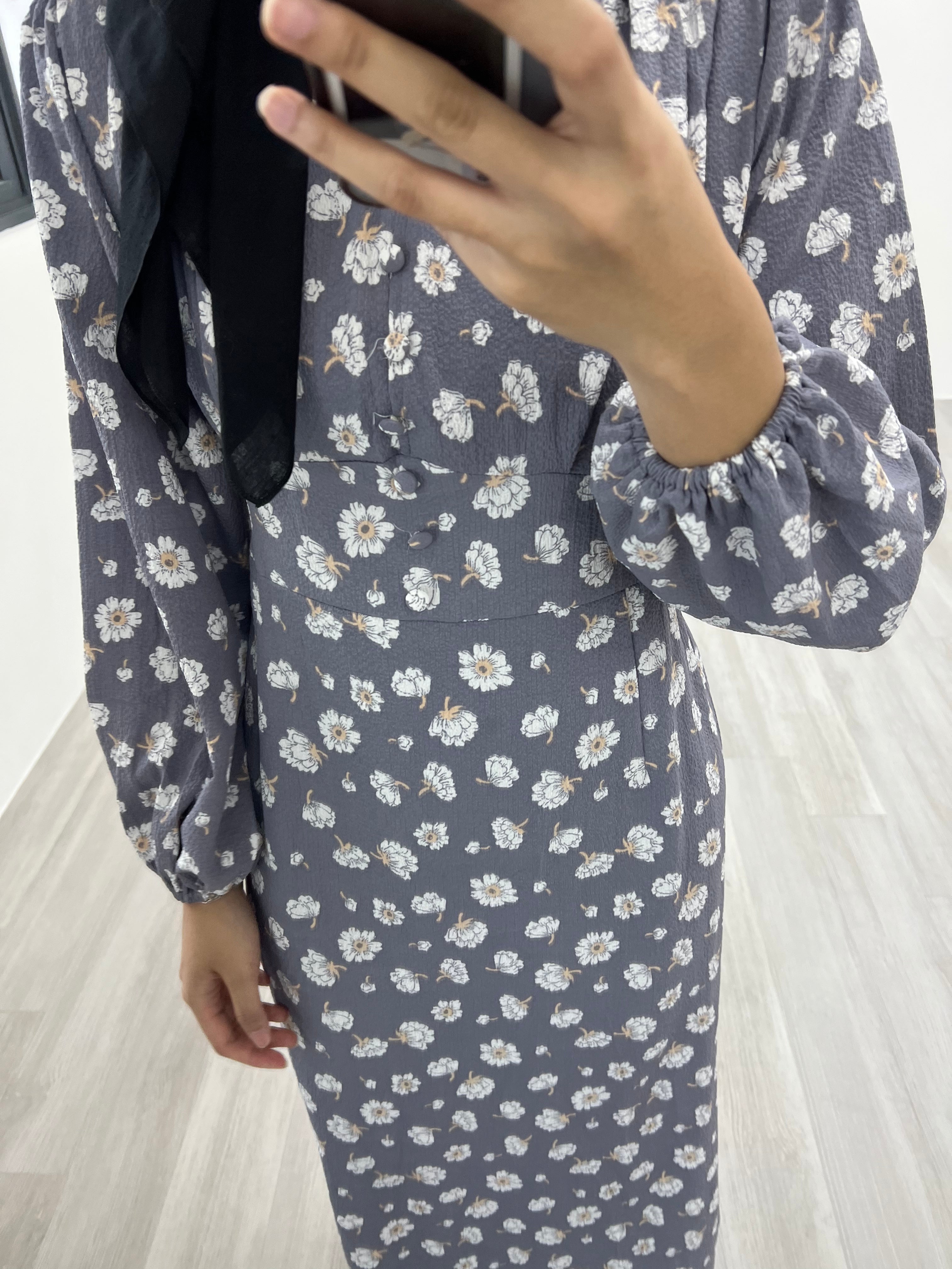 Milkmaid Chamomile Floral Dress