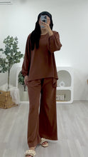 Load and play video in Gallery viewer, Lounge Plain Pants Set