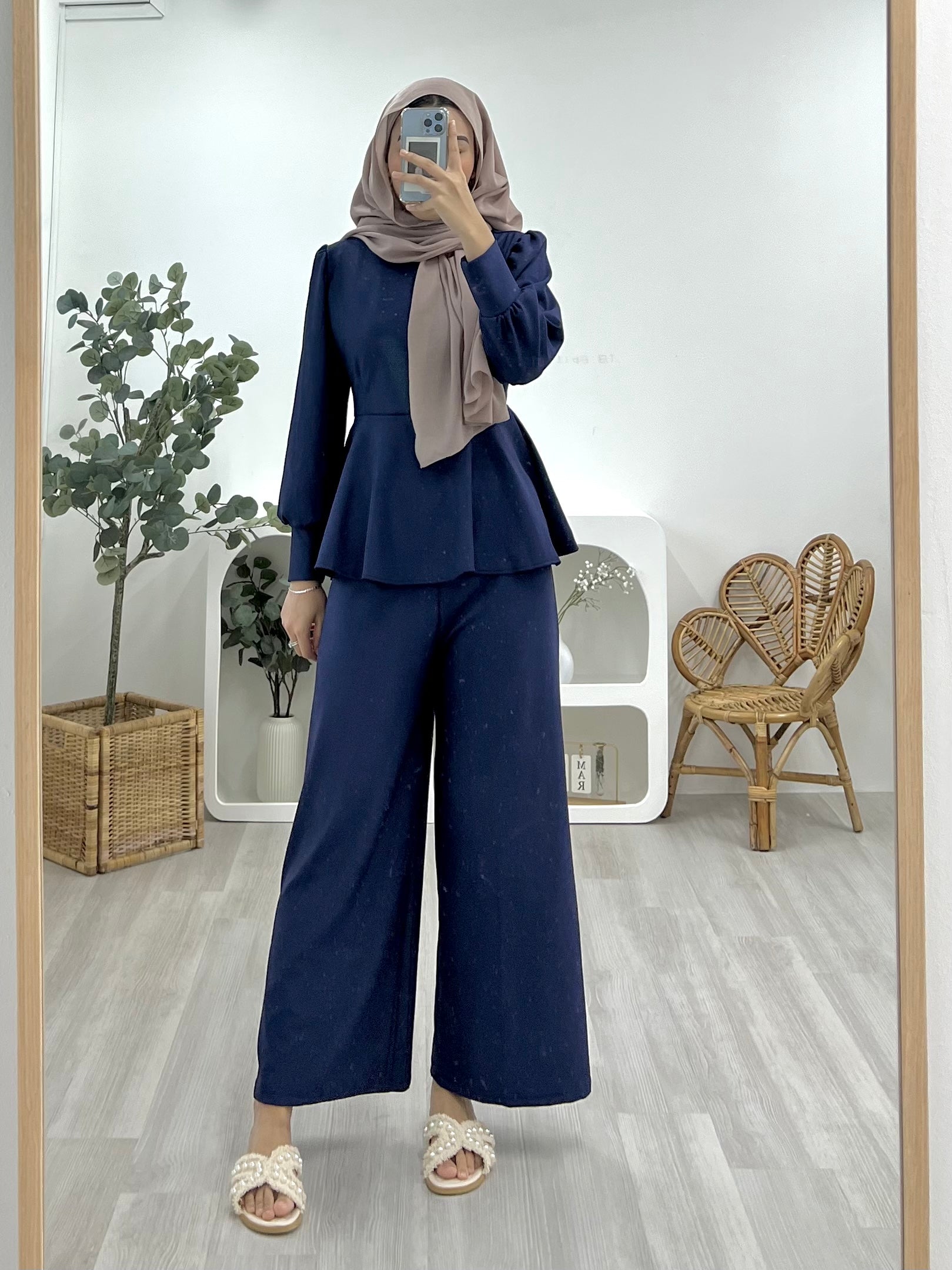 Plain Lara Pants Set