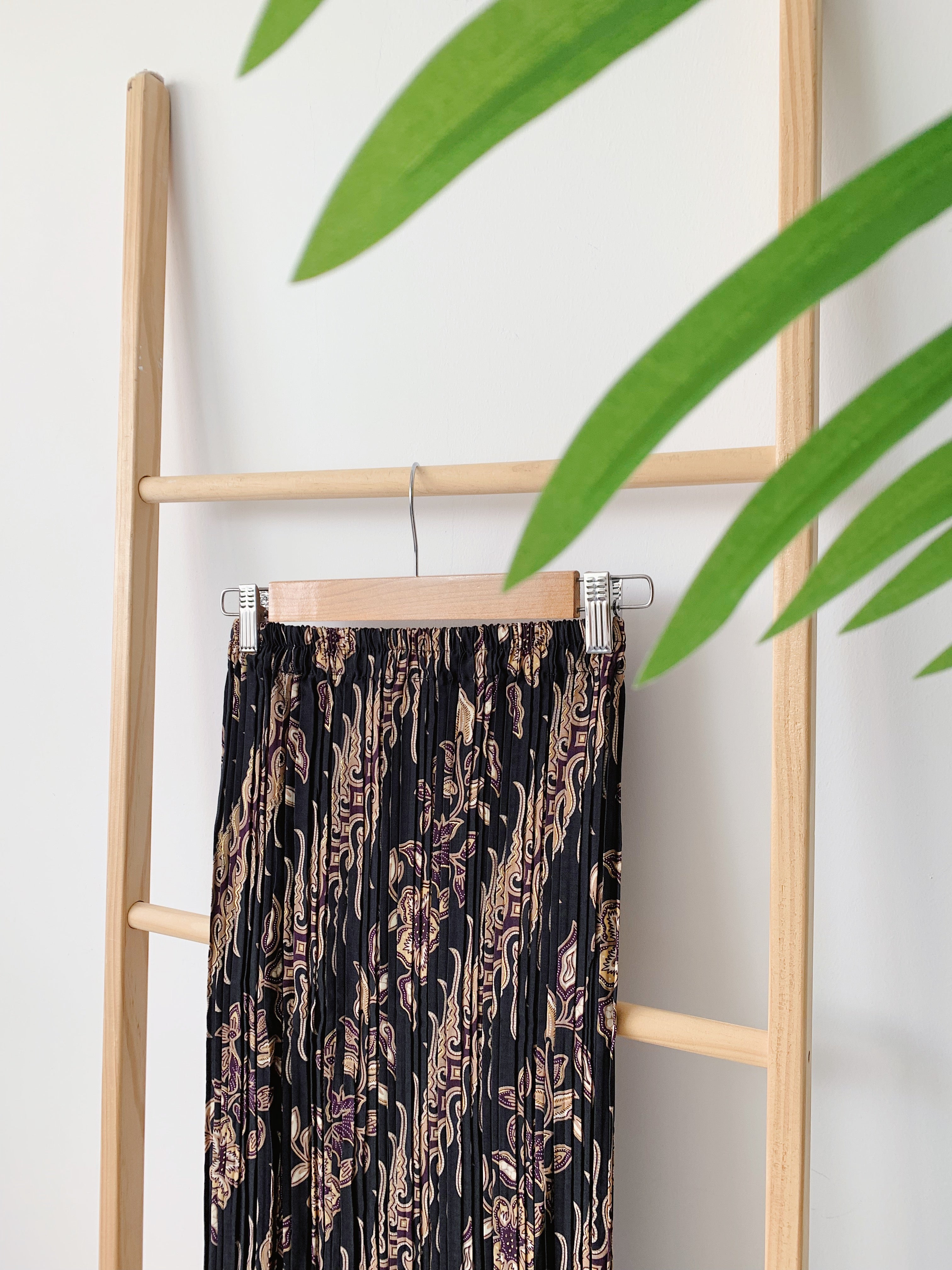 Batik Pleated Skirt - Dual Mono