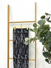 Load image into Gallery viewer, Batik Pleated Skirt - Mostly