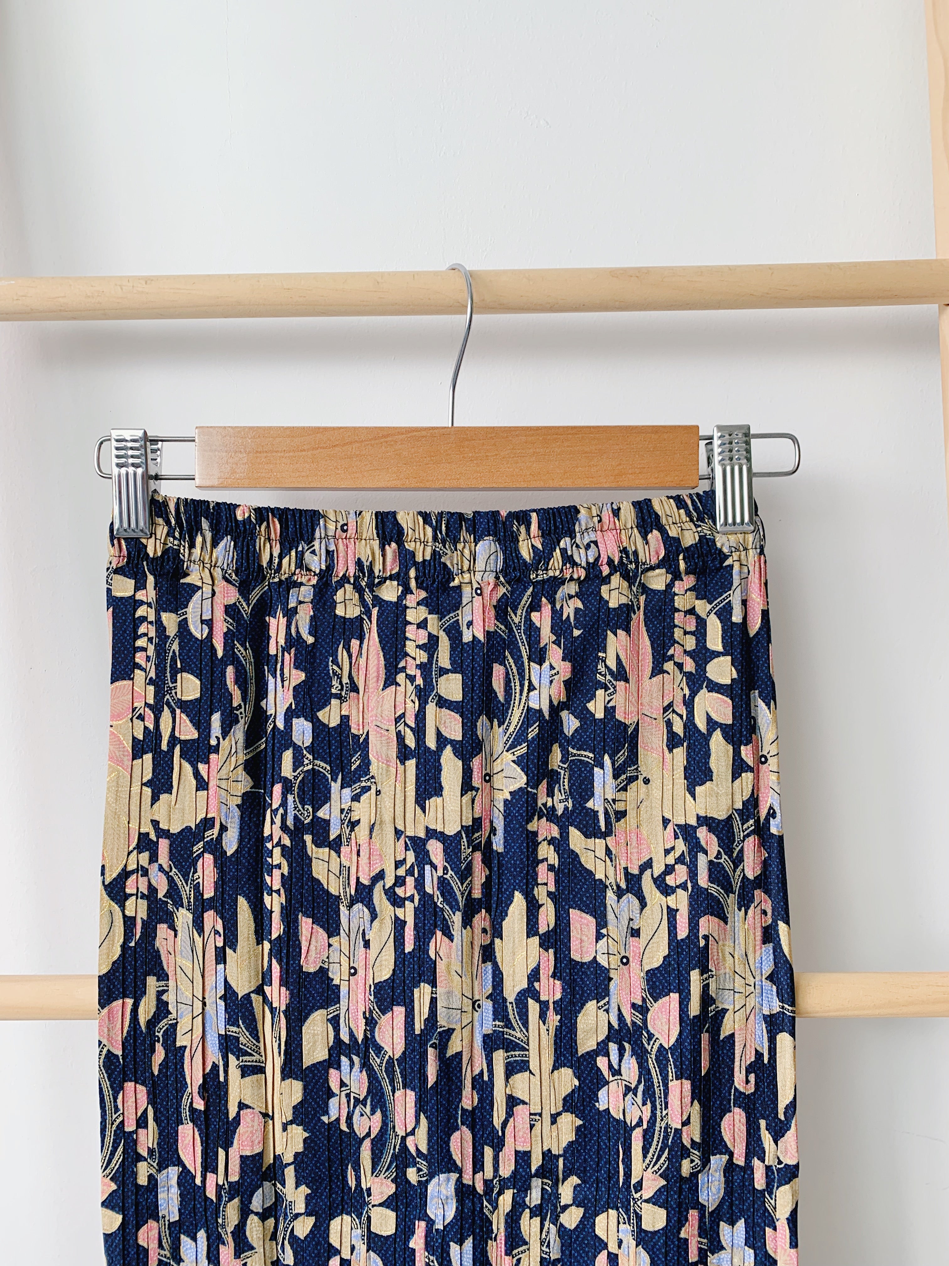 Batik Pleated Skirt - Dosansia